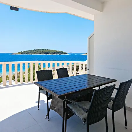 Zecevo Rtic 8366d Apartament