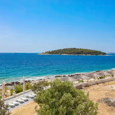 公寓 Zecevo Rtic 8366d *