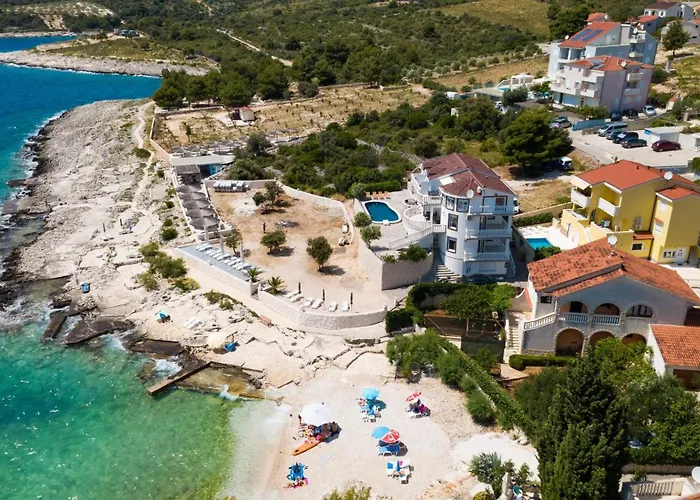 Zecevo Rtic 8366d Rogoznica (Sibenik-Knin)